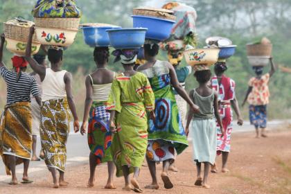 Helping cross-border women traders navigate COVID-19 crisis