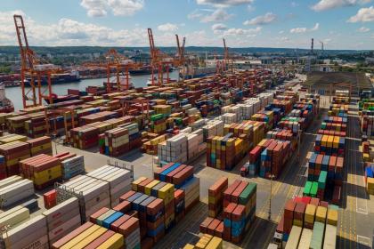 Comercio mundial 2025: La resiliencia está bajo presión